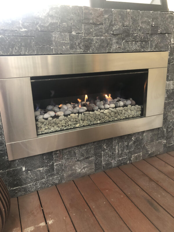 Ex Display Escea EF5000 Outdoor Gas Fireplace - Image 2